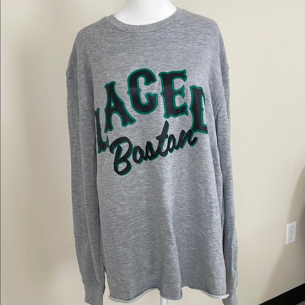 Laced Boston Streetwear Heather Grey Graphic Crewneck Sweatshirt Mens Large L@